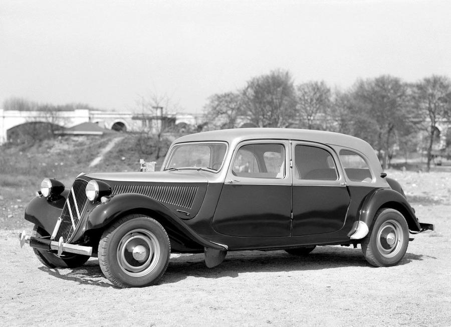  Citroen Traction Avant 1934 года  (фото 35 из 59)